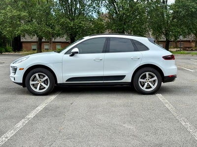 2018 Porsche Macan Base