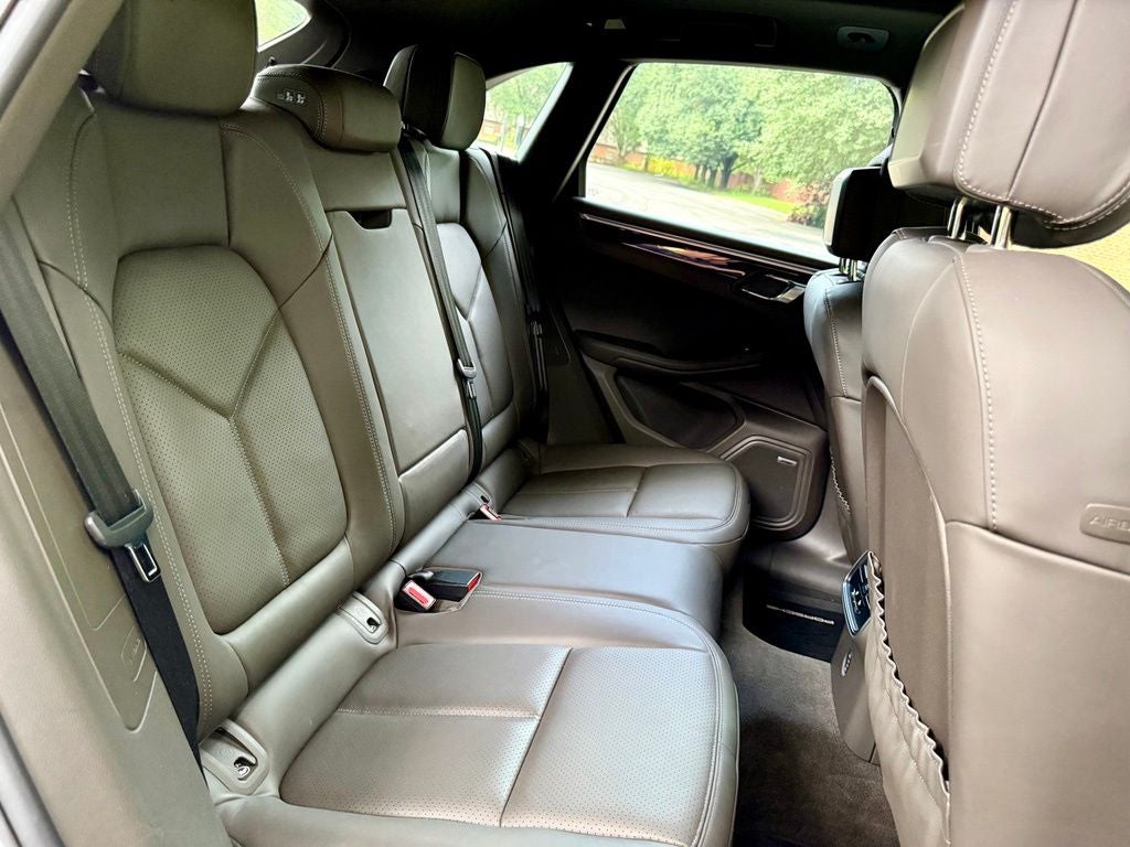 2018 Porsche Macan Base