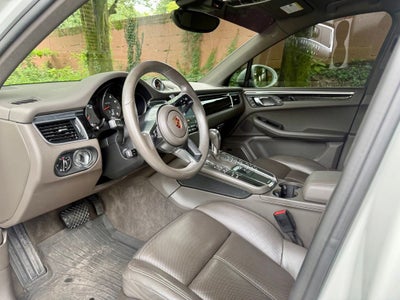 2018 Porsche Macan Base