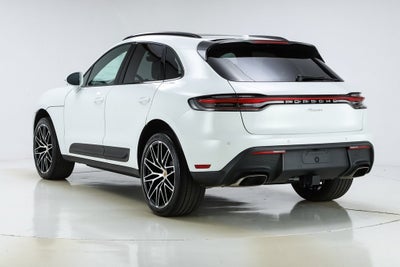 2025 Porsche Macan Base