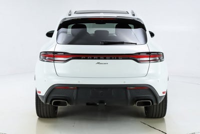 2025 Porsche Macan Base