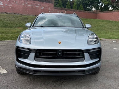 2026 Porsche Macan Base