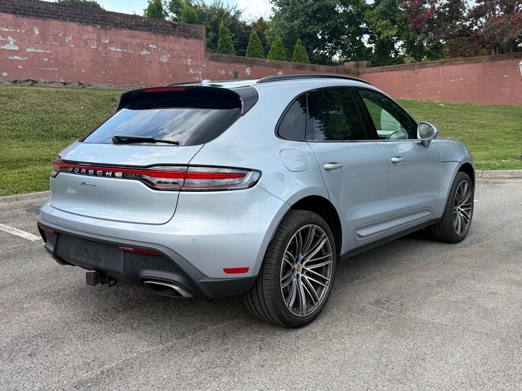 2026 Porsche Macan Base