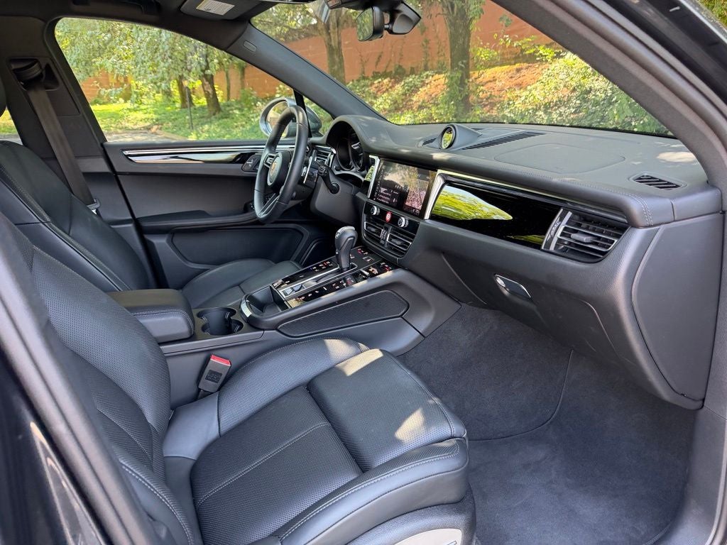2026 Porsche Macan T