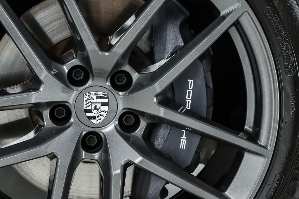 2026 Porsche Macan T