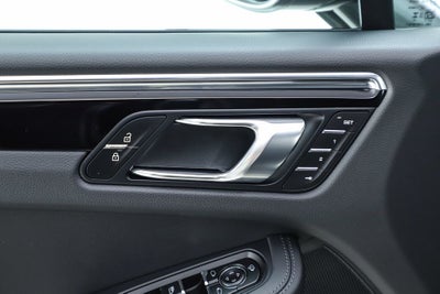 2026 Porsche Macan T