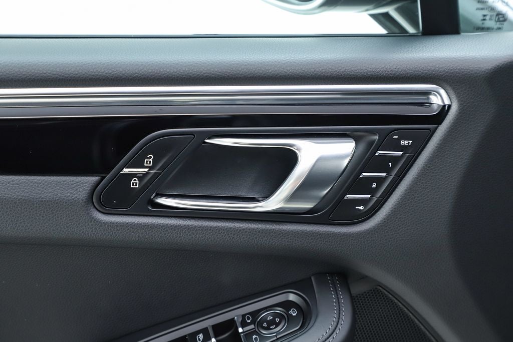 2026 Porsche Macan T
