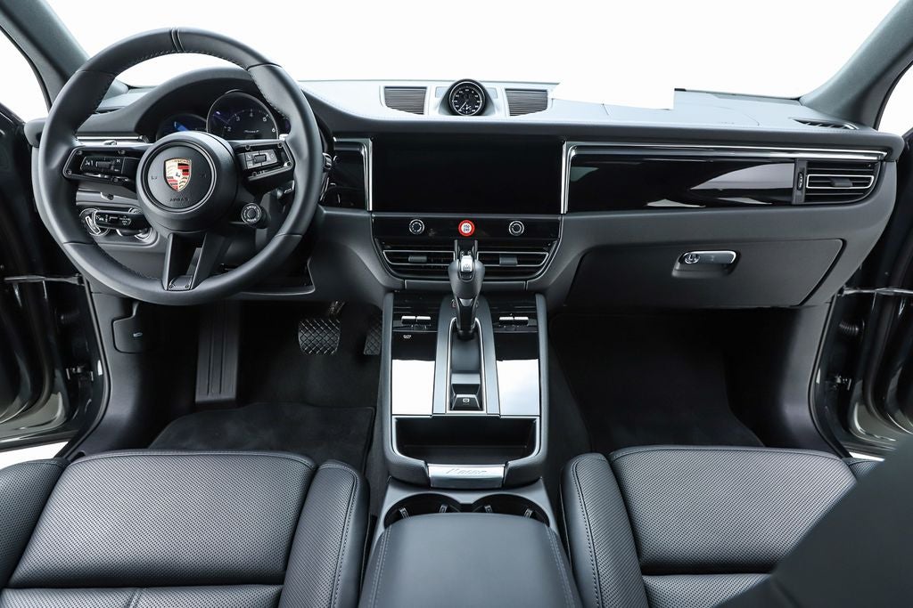 2026 Porsche Macan T