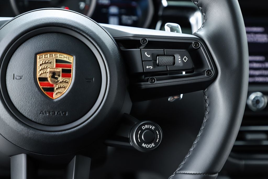 2026 Porsche Macan T
