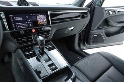2026 Porsche Macan T
