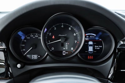 2026 Porsche Macan T