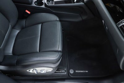 2026 Porsche Macan T