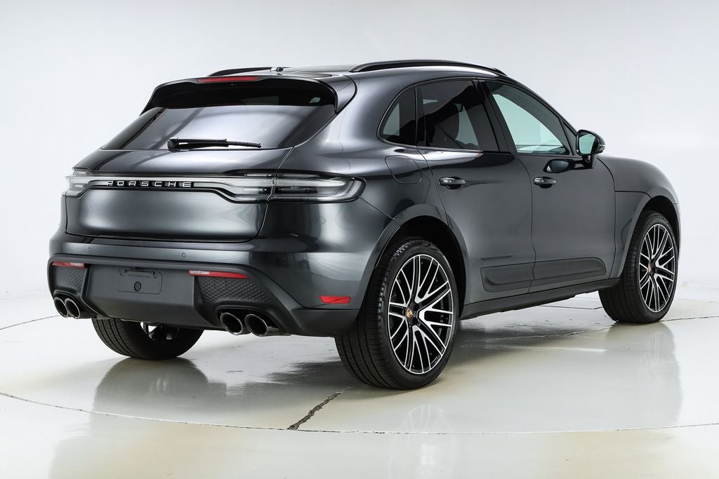2026 Porsche Macan Base