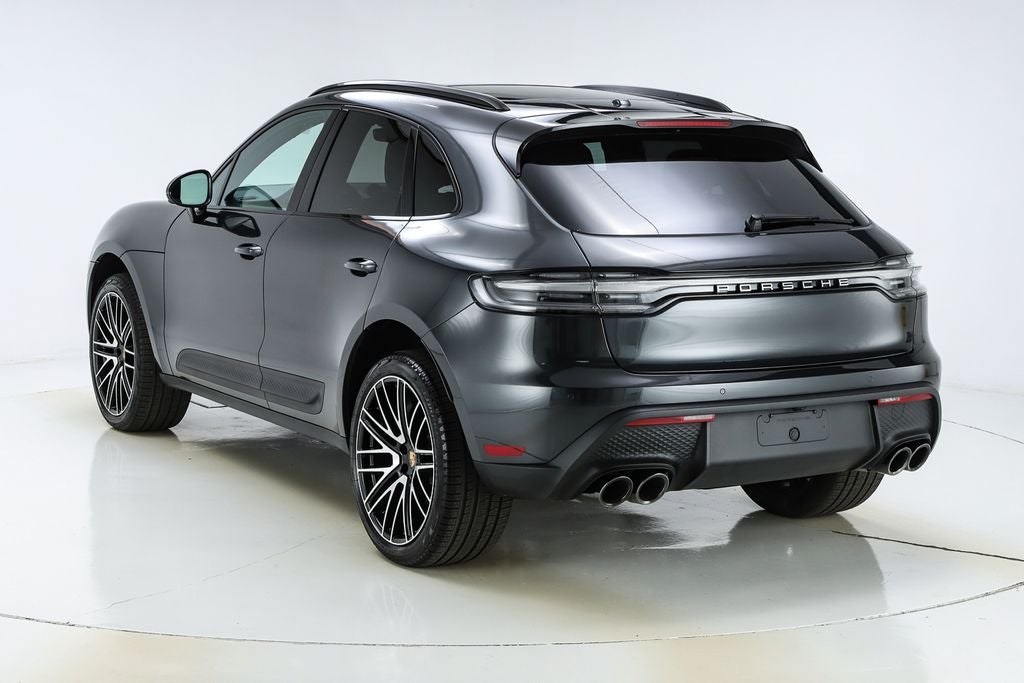 2026 Porsche Macan Base