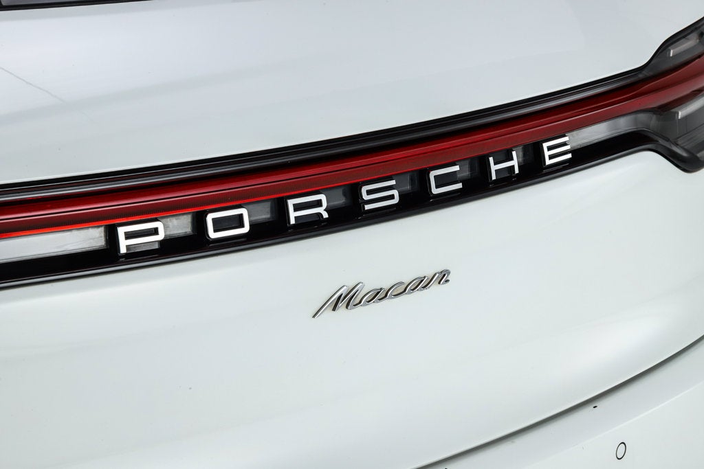 2020 Porsche Macan Base