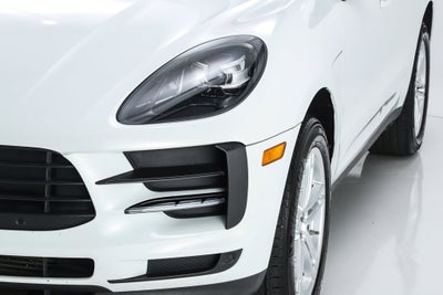 2020 Porsche Macan Base