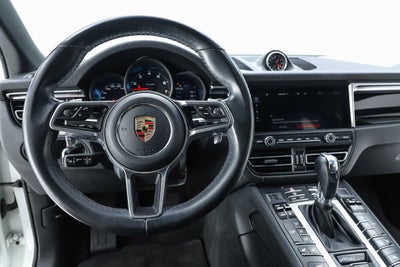 2020 Porsche Macan Base