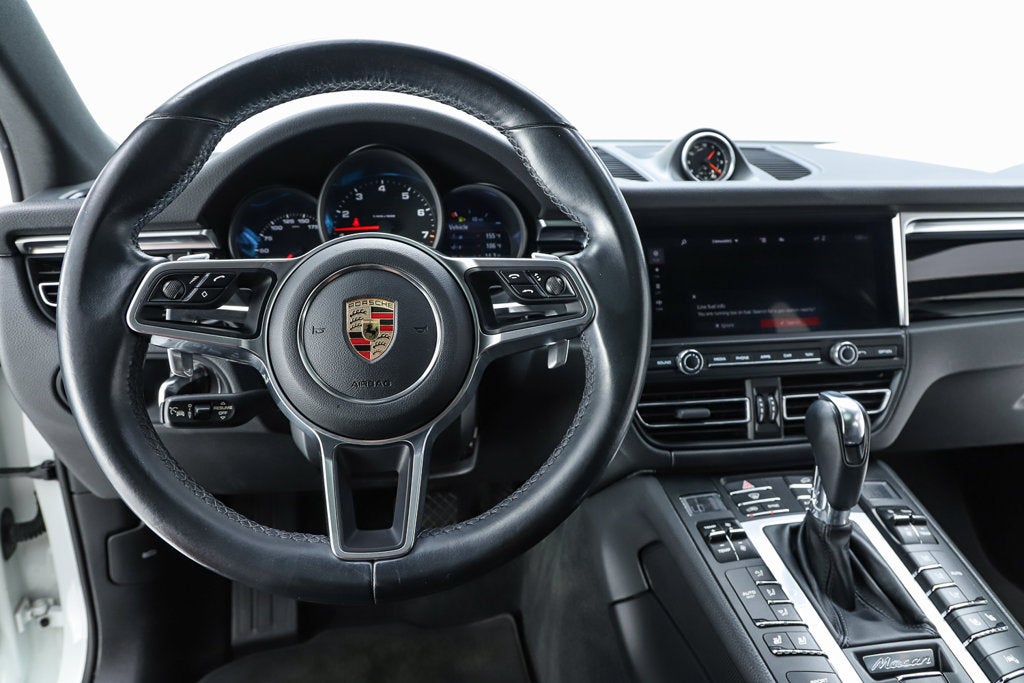 2020 Porsche Macan Base