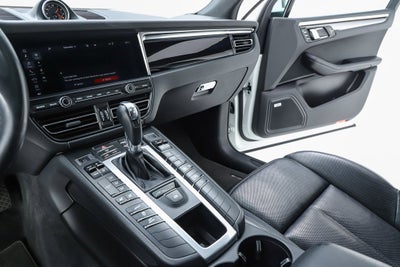 2020 Porsche Macan Base