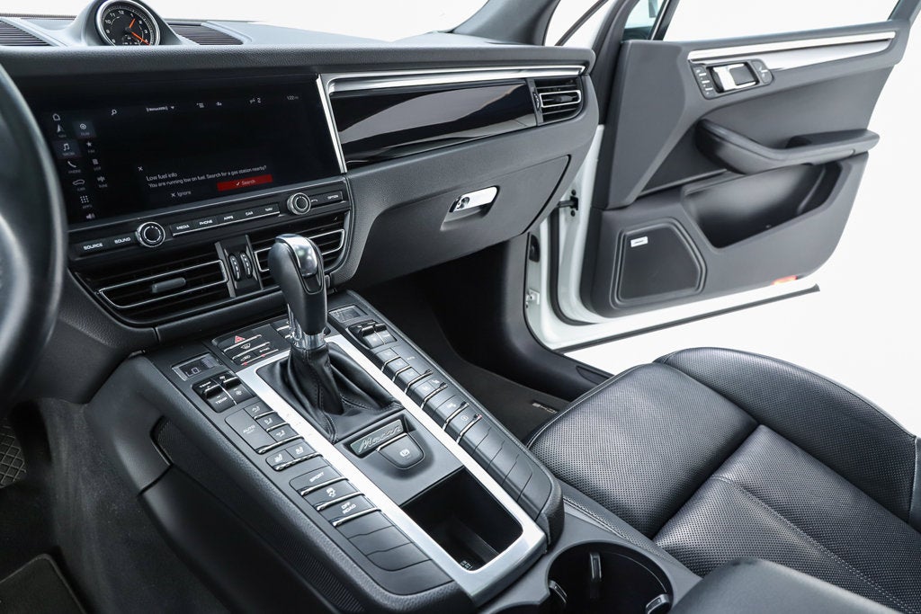 2020 Porsche Macan Base