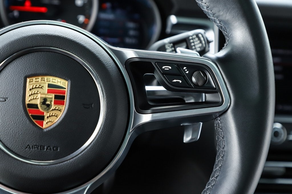 2021 Porsche Macan Base