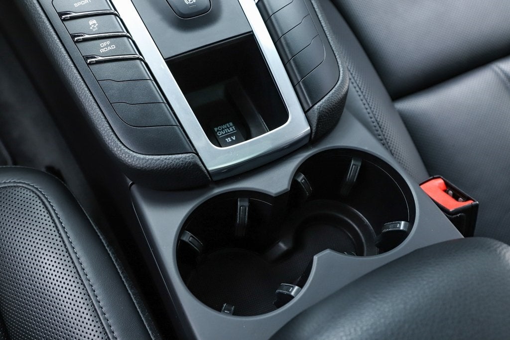 2021 Porsche Macan Base