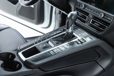 2021 Porsche Macan Base