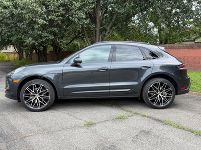 2026 Porsche Macan Base