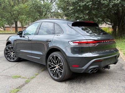 2026 Porsche Macan Base