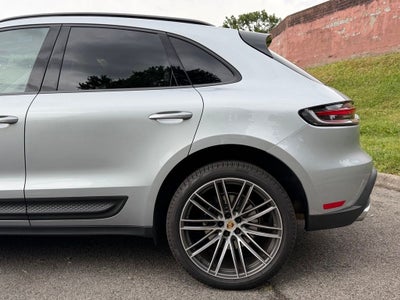 2026 Porsche Macan Base