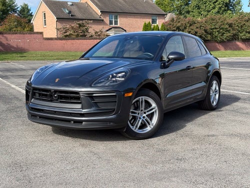 2023 Porsche Macan Base