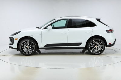 2025 Porsche Macan Base