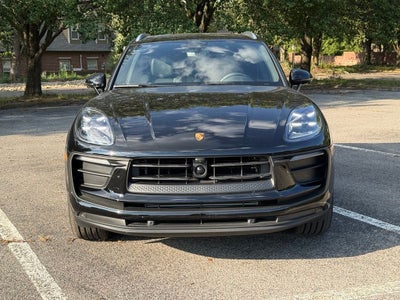 2026 Porsche Macan Base