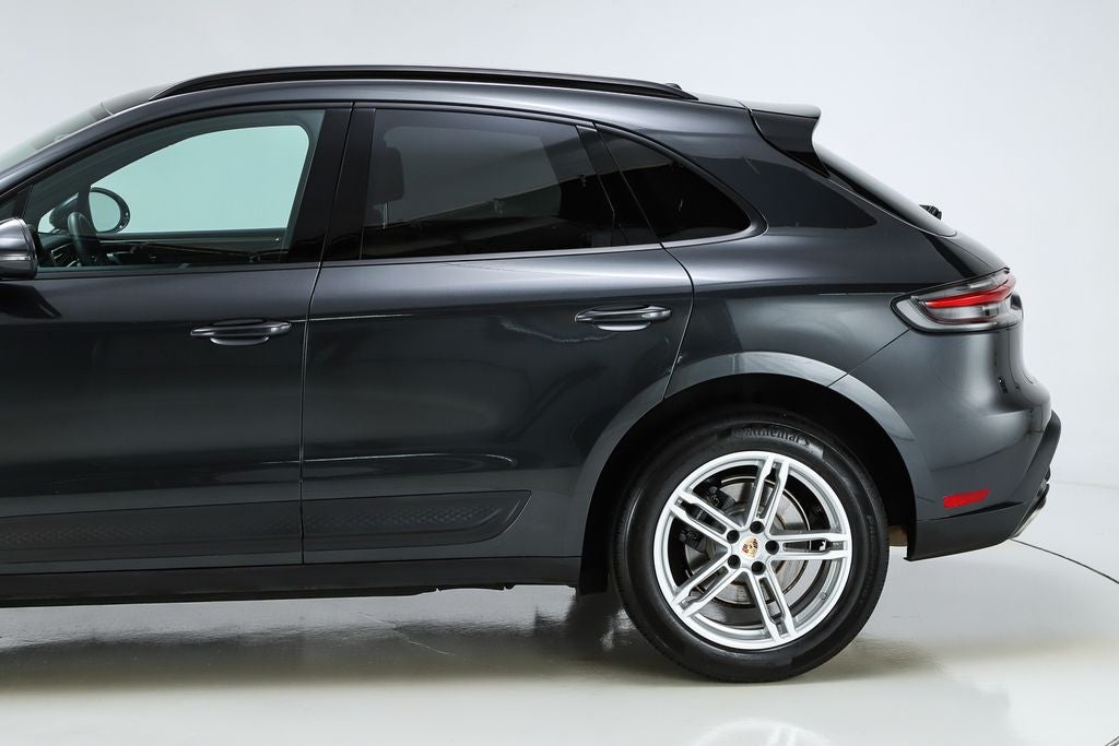 2022 Porsche Macan Base