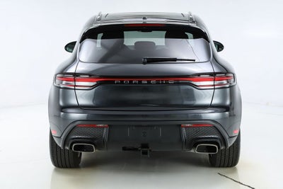 2022 Porsche Macan Base