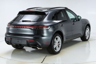2022 Porsche Macan Base