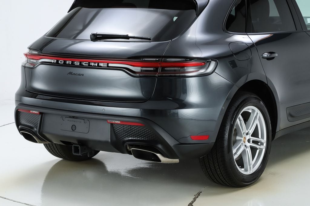 2022 Porsche Macan Base