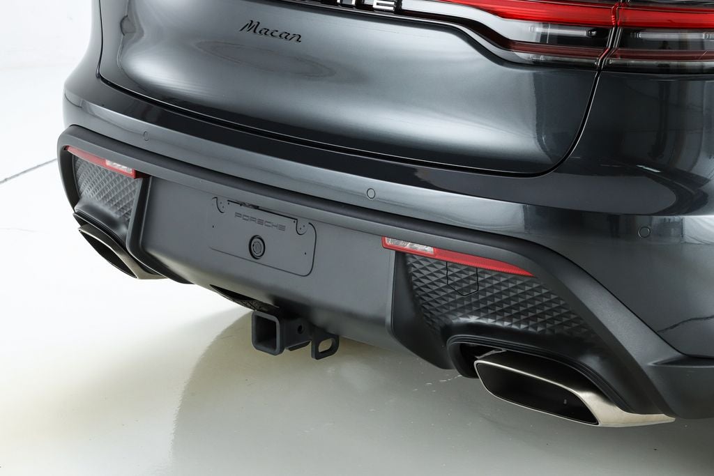 2022 Porsche Macan Base