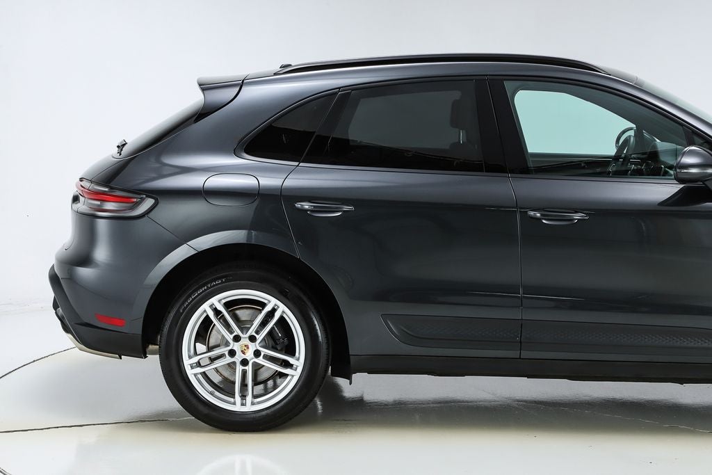 2022 Porsche Macan Base