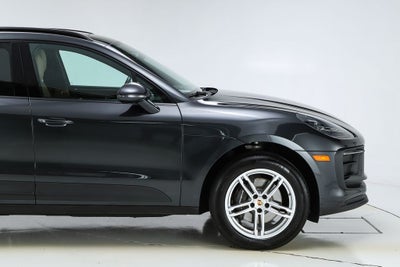 2022 Porsche Macan Base