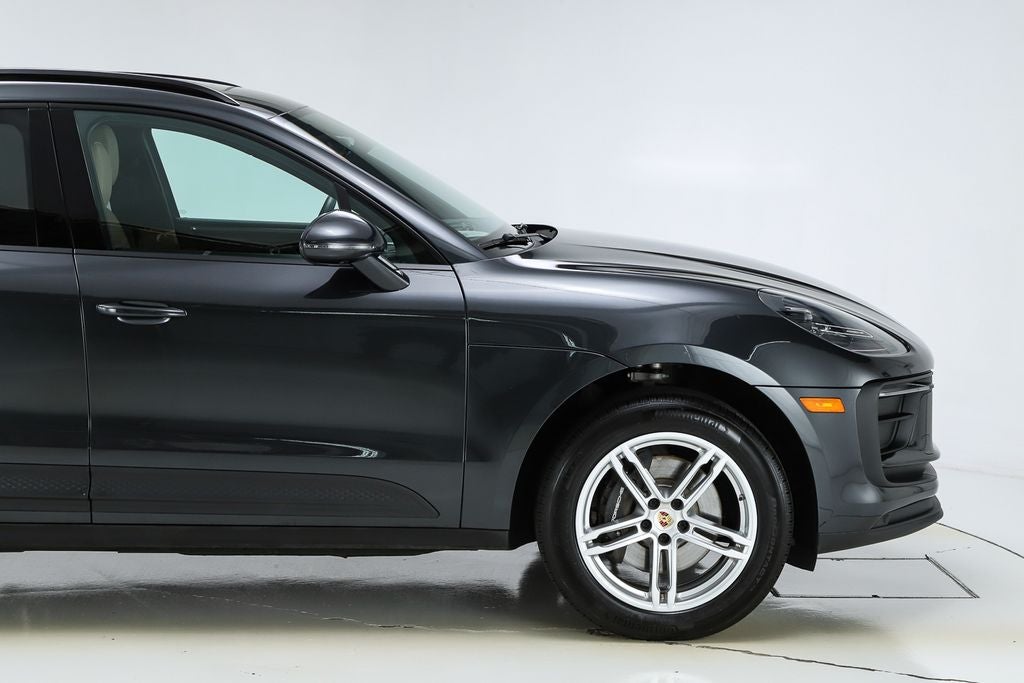 2022 Porsche Macan Base