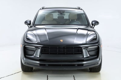 2022 Porsche Macan Base