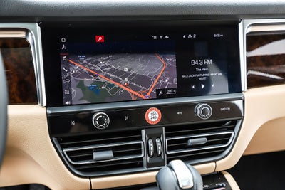 2022 Porsche Macan Base