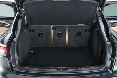 2022 Porsche Macan Base