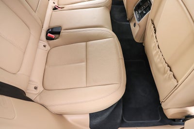 2022 Porsche Macan Base