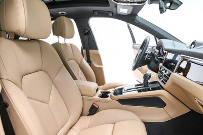2022 Porsche Macan Base