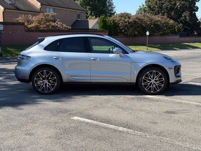 2026 Porsche Macan Base