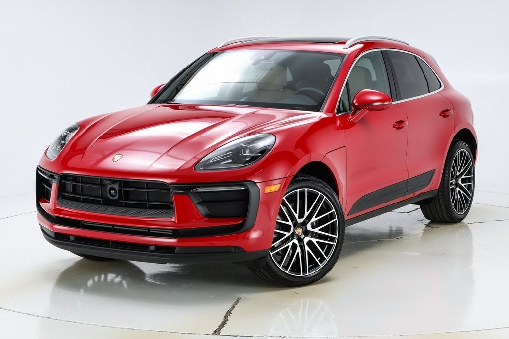 2025 Porsche Macan Base