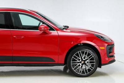 2025 Porsche Macan Base