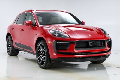 2025 Porsche Macan Base